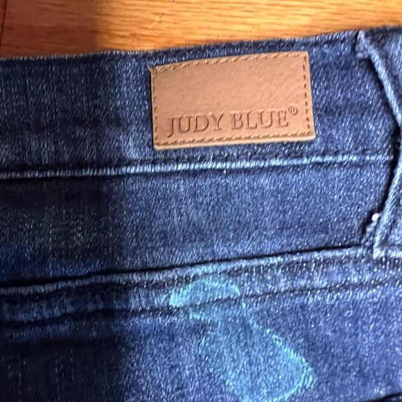 Judy Blue Jeans - These Jeans have extra Stretch- Size 1X- Fits -16/18 (Snug 20) - Picture 7 of 9
